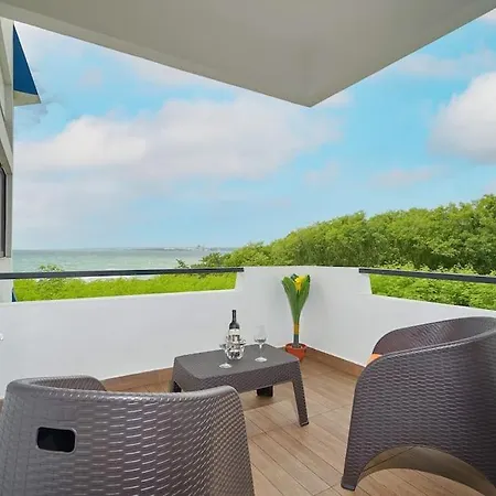 1 Bed Luxury Ocean View-2