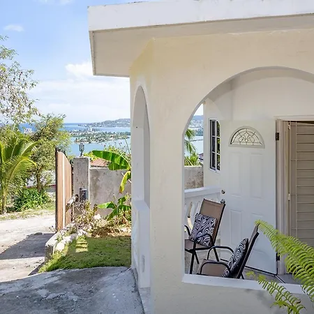 Palm Leaf Cottage-3