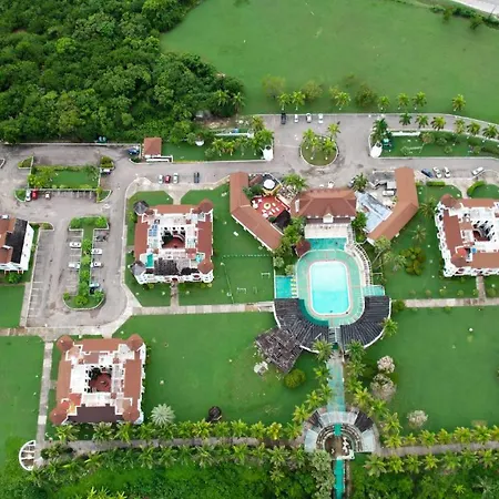 Seacastles By The Beach/Pool-2