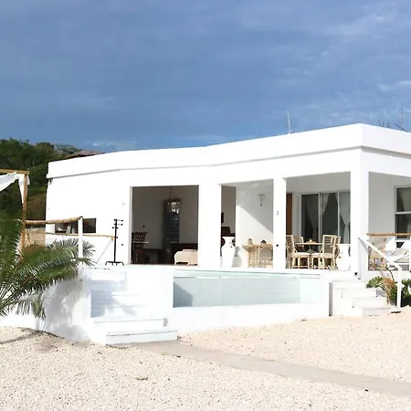 Only - Luxury Beach Villa-3