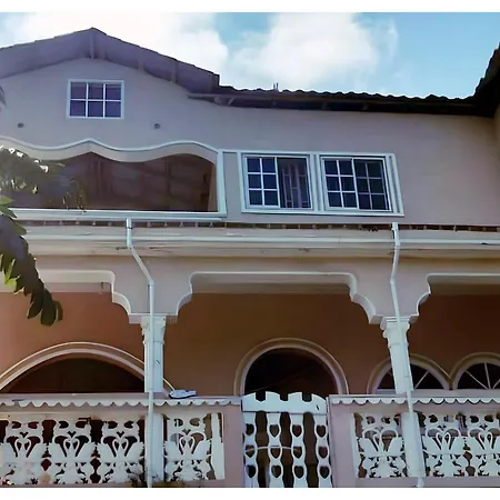 Serinity Guest House-3