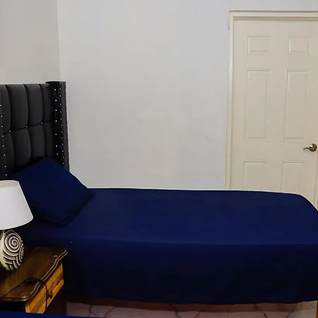 Jc'S Villa- Modern Getaway In The City 3-2