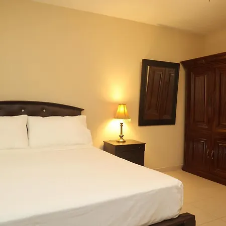 Cercle Guest House Bar-Resto 46-2