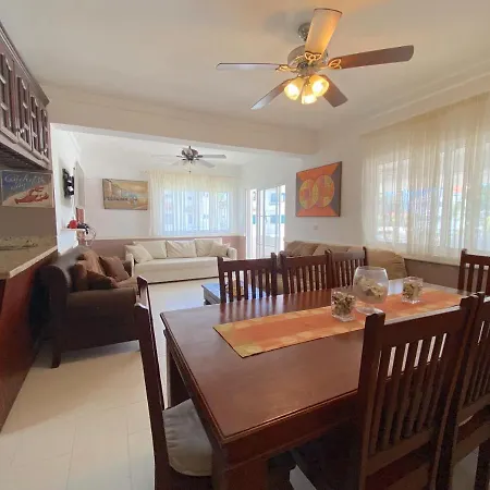 Los Corales Villas And Suites - Beach Club, Spa, Restaurants-2