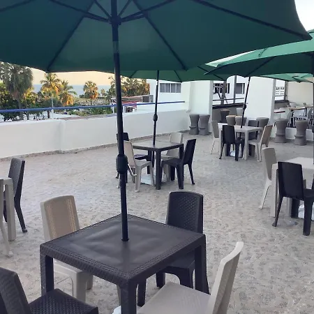 Hotel Blue Malecon-2