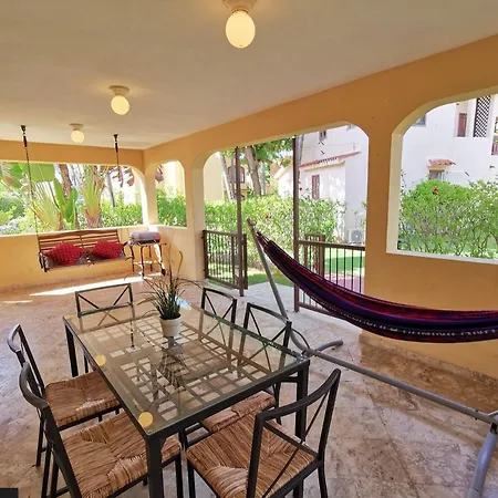 Tropicana Suites Deluxe Beach Club And Pool - Playa Los Corales-2