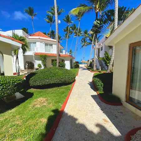 Blue Mare Deluxe Bavaro Villas - Beach Suites, Concierge Service & Spa-3