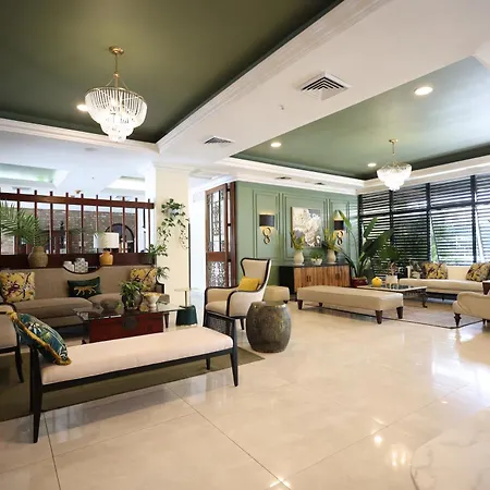 Courtleigh Hotel & Suites-2