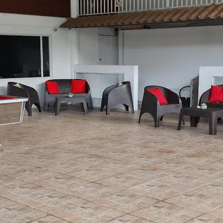 Pit Stop Hostel-2