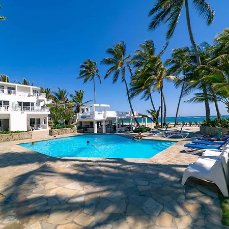 Oceanfront Kite Beach, 2Br, Patio,Pool, 15 Steps To Sand-3