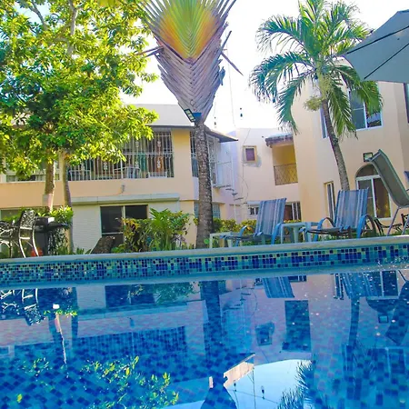 Apartamento BOUTIQUE con encanto en Juan Dolio-Metro Country Club-CON PISCINA, SEGURIDAD PRIVADA, ENERGIA 24-7, CAMPO DE GOLF Y TENIS-2