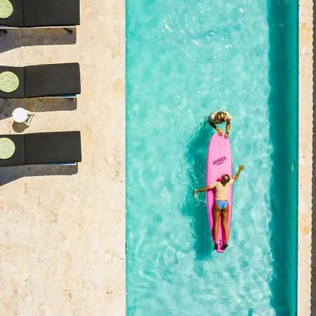 El Encuentro Surf Lodge-3