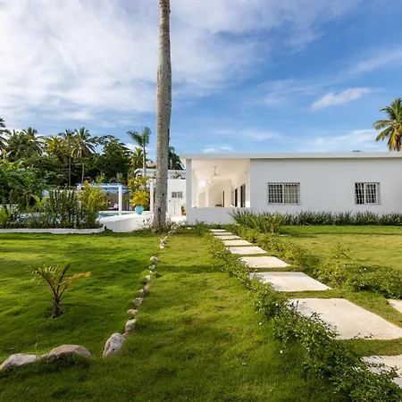 María Juana, Hostal Las terrenas-3