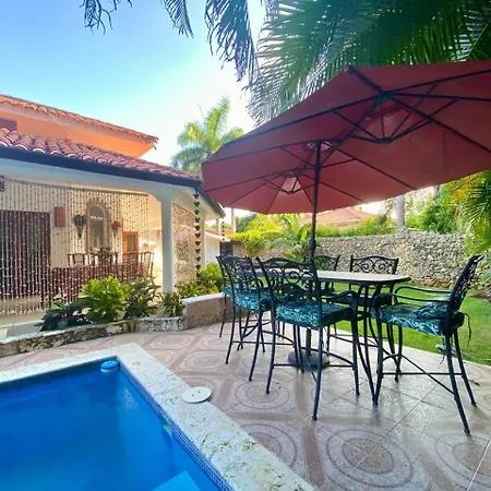 Very Friendly House With Privat Pool-3
