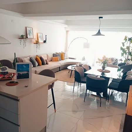 Paradise Apartment-3