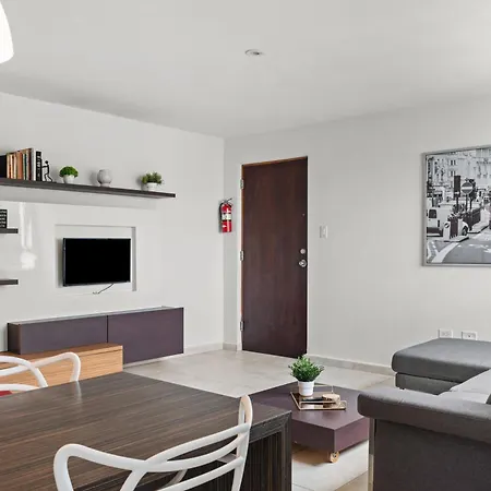 Atlantic Court Apartments-3