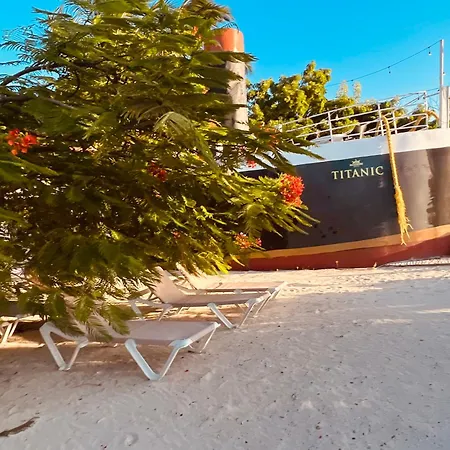 Bluemare Ecohotel Frente A La Playa Ensendada-3