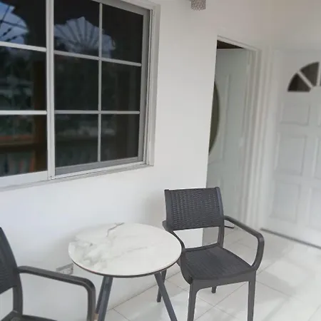 Runthings Hideaway Stay Negril-3