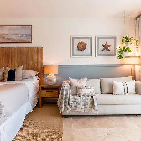 Punta Palmera Beachfront Apartment-3