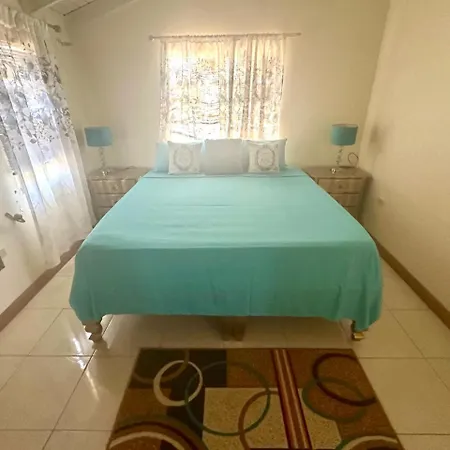 Spring Top Cottage-2