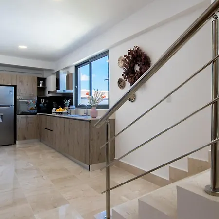 Beachfront Penthouse - Amar'E Aparthotel & Spa-2