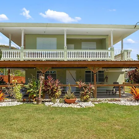 Unit Facing Steps Beach And With Close Beach Access-3