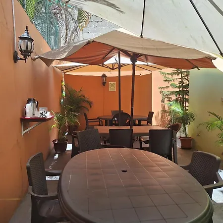 Hotel Enrique Gazcue Bed Breakfast And Parking-3