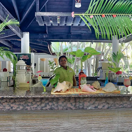 Coral Costa Caribe Beach Resort-3