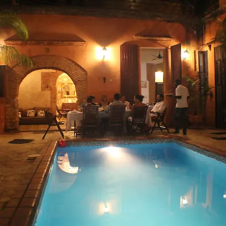 Dona Elvira Boutique Hotel-3