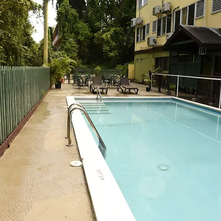 Pineapple Court Hotel-2