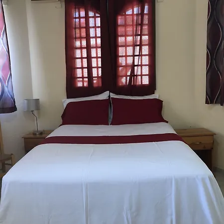 Hotel Inoubliable-2