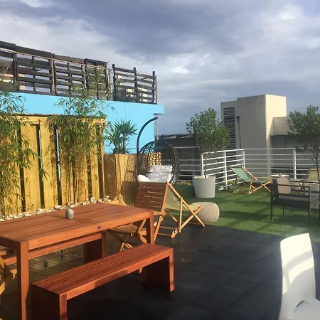 Nomada Urban Beach Hostel- Calle Loiza (Adults Only)-3