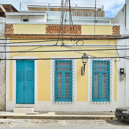 Colonial House-2