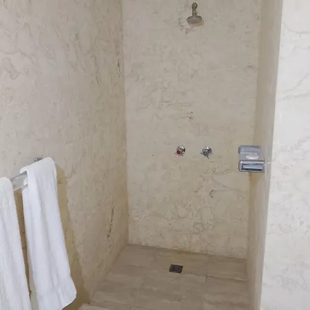 Hotel Garant & Suites-2