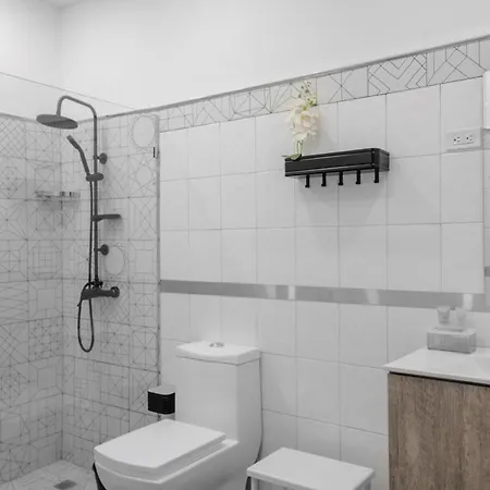 Ph 19 Guesthouse Hotel In Gazcue-2