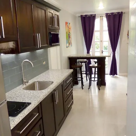 Beach One Bedroom Suite A20-2