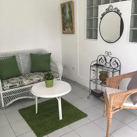 Estudio Coquero En Zona Residencial-3