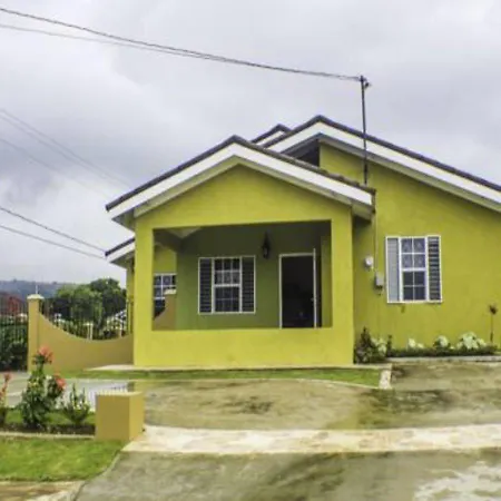 N2N Suites - Ochio Rios Vacation Home-3