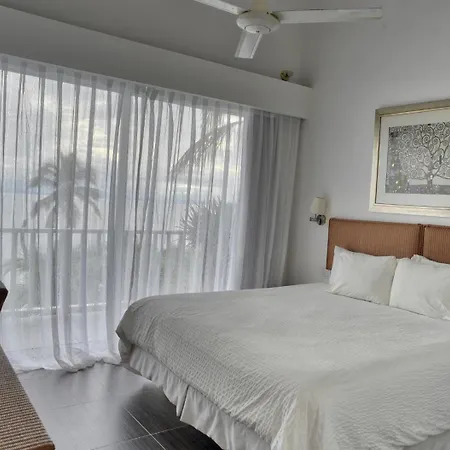 Bluebay Vacation Rentals At Vista Mare-3