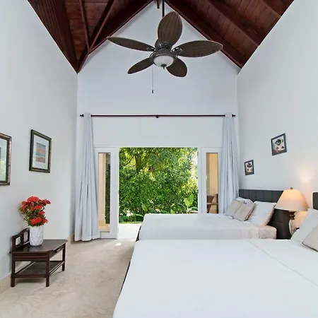 Amazing Ocean Views With Many Extras Perks To Enjoy-3