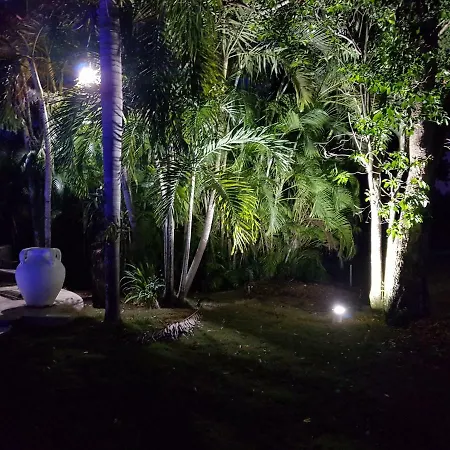 Villa M-6 Metro Country Club-3