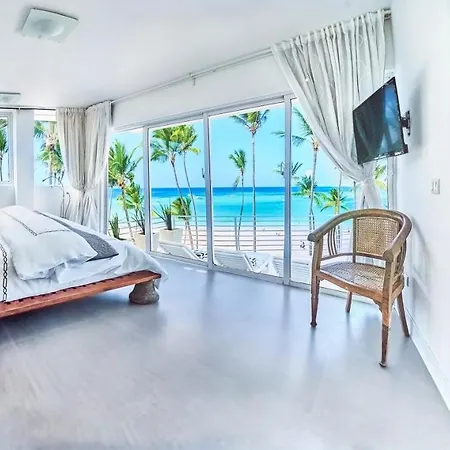 Dream Punta Cana Beachfront Apartment - 4-Bedroom Penthouse With Rooftop Bbq & Ocean Views-3