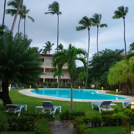 Little Paradise In Middle Of Beautiful Beaches!-3