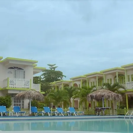 Fun Holiday Beach Resort-2