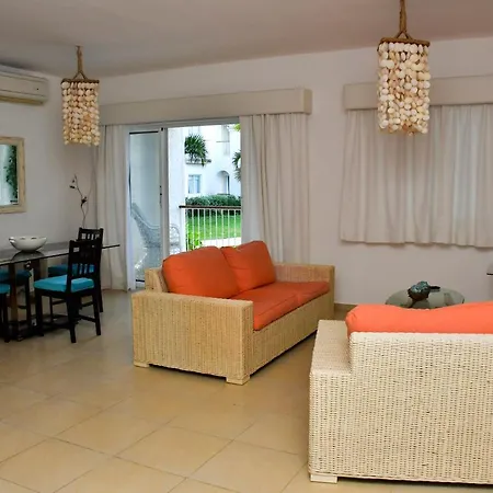 Deluxe Apartment 1 Bedroom+Private Beach+4 Pax-3