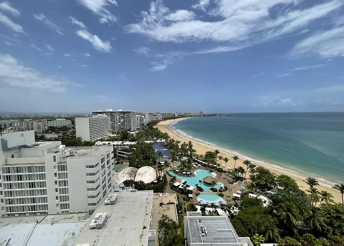Tropical Studio At The Beach In Isla Verde San Juan que aceita animais de estimação