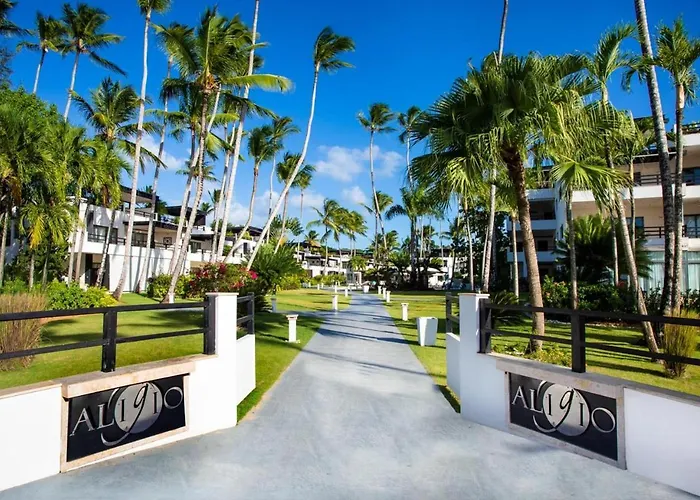 Stunning 2-Bed Apartment In Las Terrenas acceptant les animaux