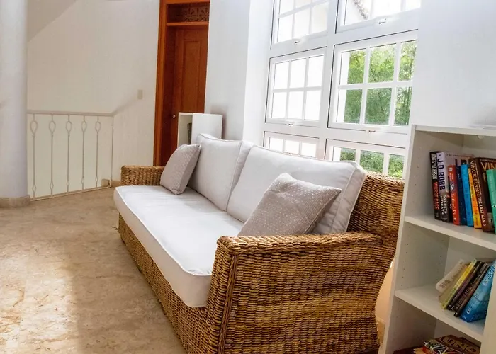 Luxury 3-Bedroom Villa In Punta Cana Resort & Club avec Piscine