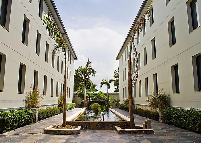 Port-au-Prince Hotels With Pool