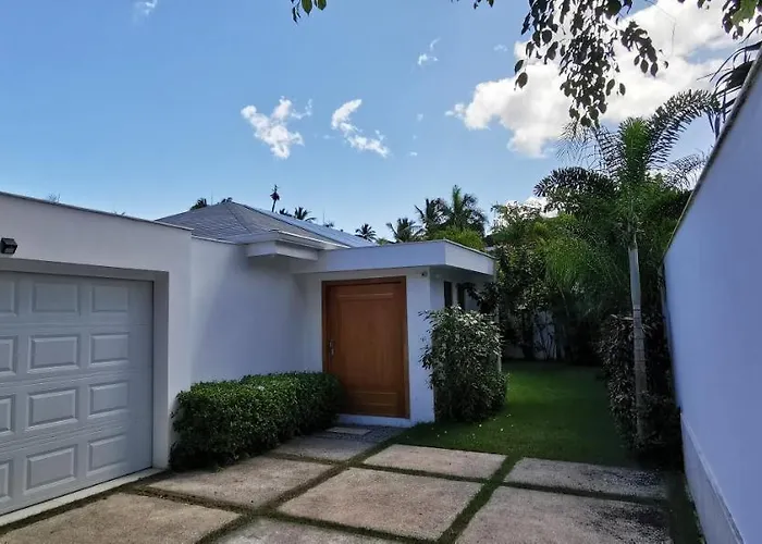 Flor De Coco, Villa Neuve, 5 Chambres, 5 Salles De Bains Et Grande Piscine A 250 Metres De La Plage Las Terrenas avec Piscine